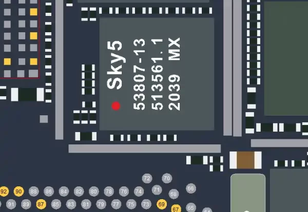 (DSMUHB_E)IC Switch Diversity Antenna iPhone 12 Pro _ 12 (SKY53807)PIC